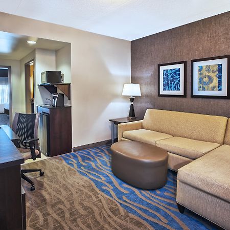 فندق وأجنحة هوليداي إن إكسبريس دايتون ساوث آي 675 Shanersville المظهر الخارجي الصورة